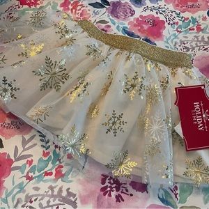 Girls holiday tulle skirt